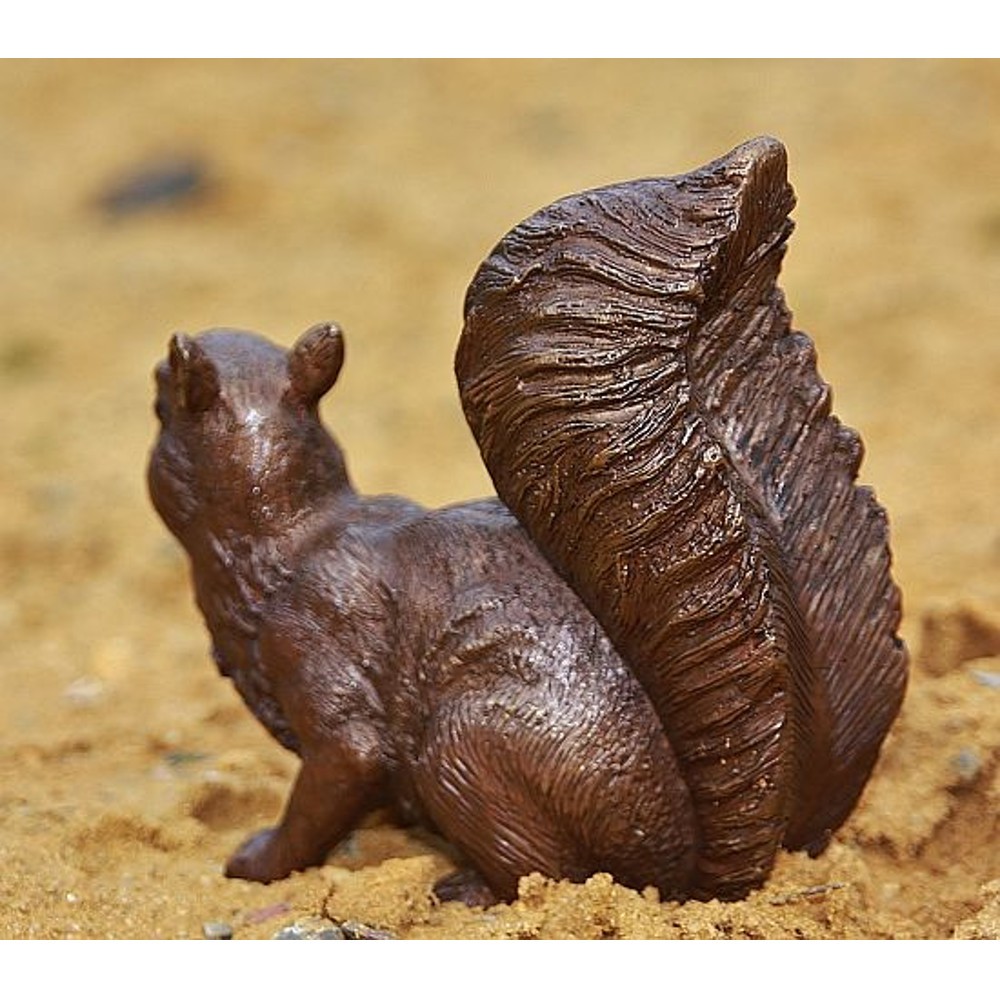 Tierfigur aus Eichhoernchen Bronze